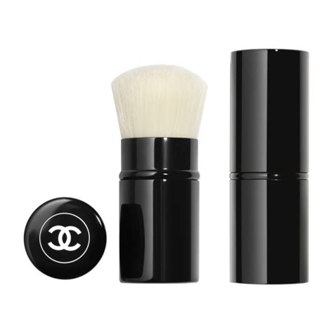 chanel petit pinceau kabuki|les pinceaux de chanel.